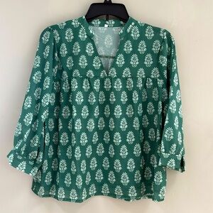 NEW PinkLaura Green Printed Blouse Top- Size M